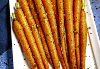 Thanksgiving Hot Honey Roasted Carrots