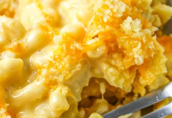 Thanksgiving Baked Homestyle Mac and Cheese